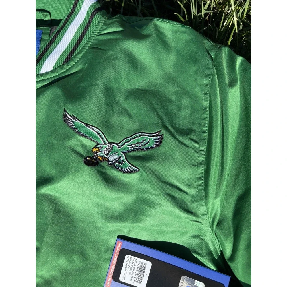 Philadelphia Eagles retro logo Green bomber jacket Size MEDIUM NFL